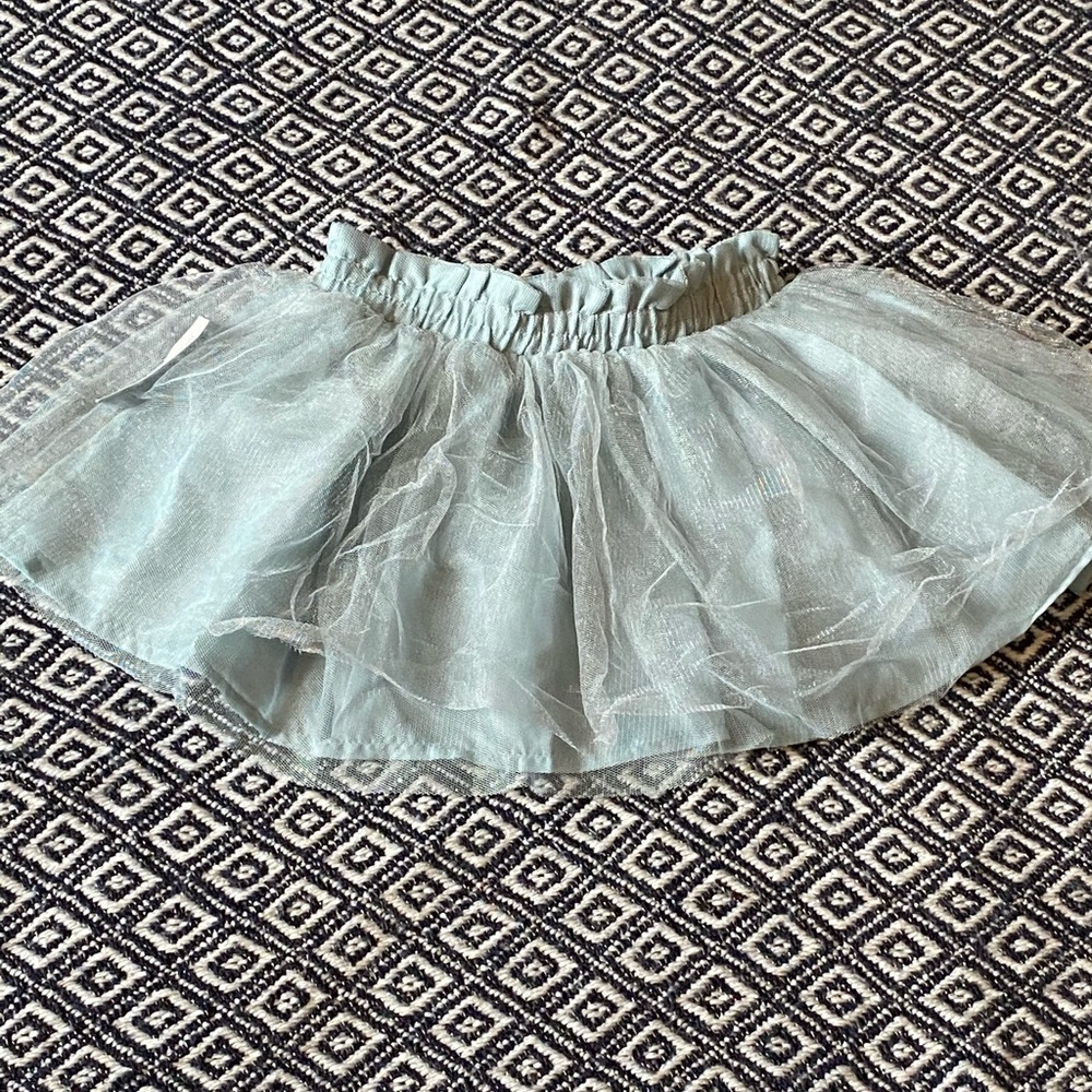 NWT Old Navy Toddler Blue Tulle Skirt 12-18months